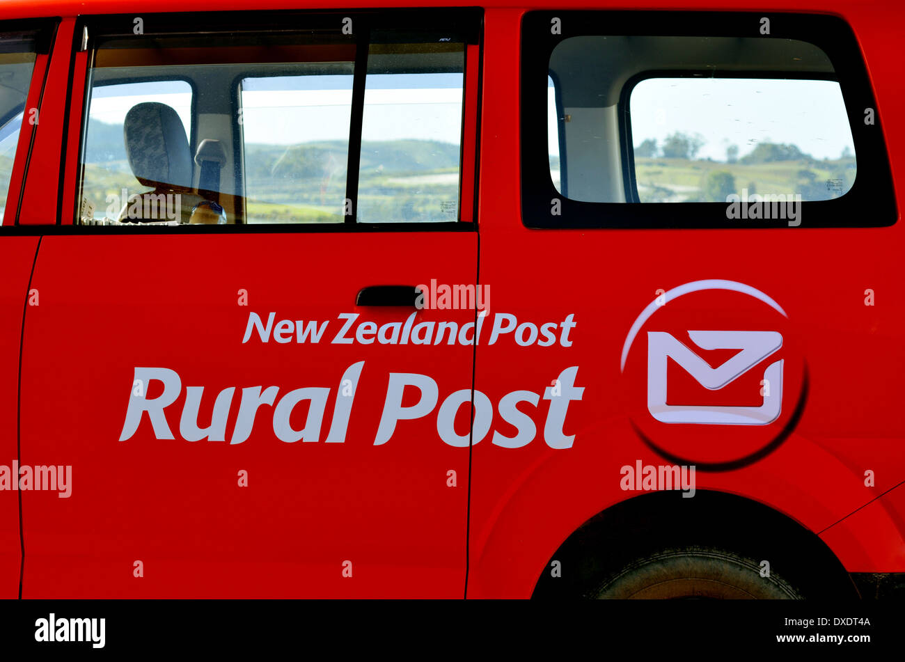 Royal Mail Vehicle High Resolution Stock Photography and Images Alamy
