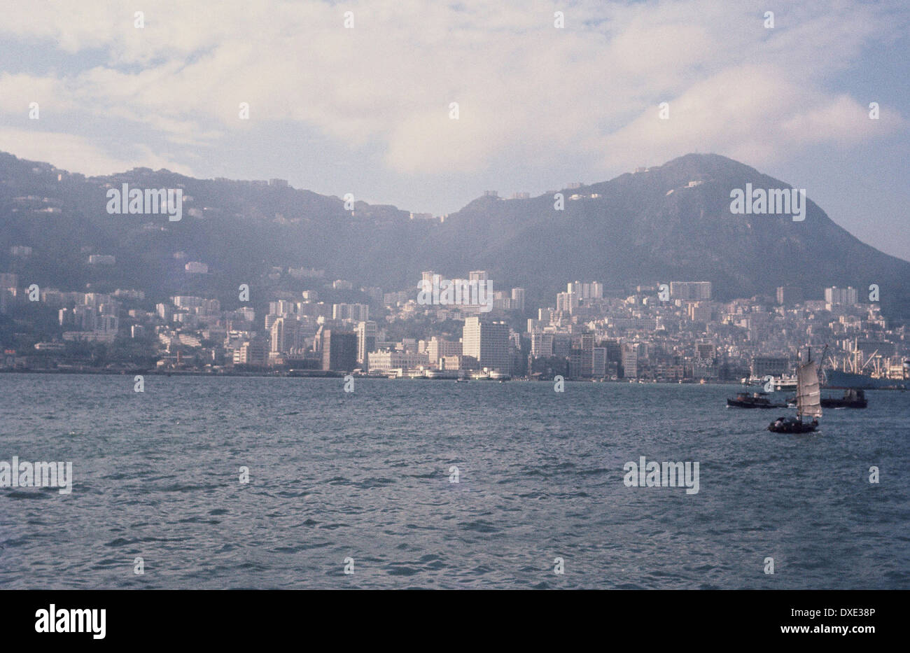 Hong kong 1950s hi-res stock photography and images - Alamy