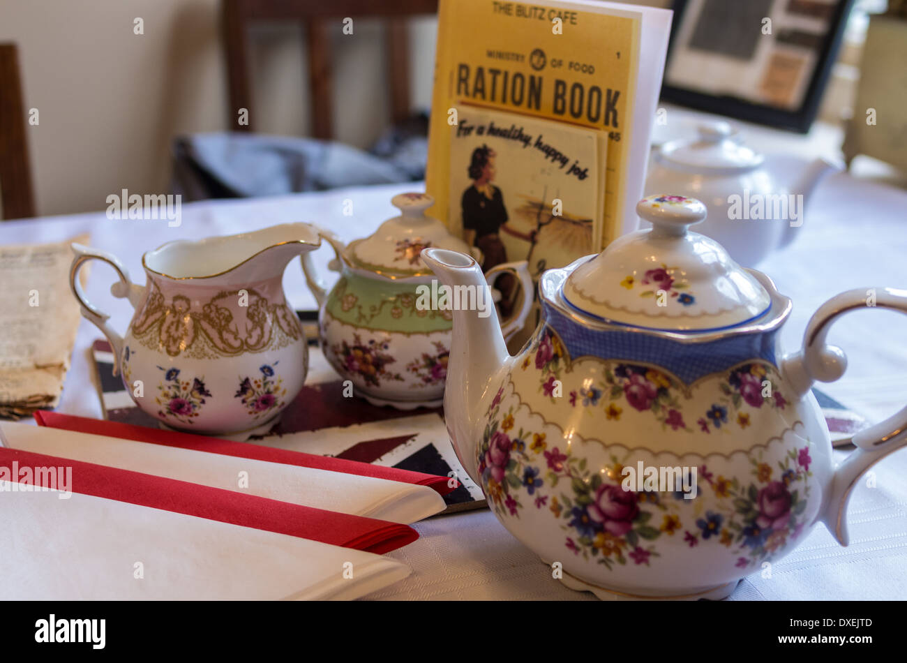 Tea Pot and Cups Stock Photo - Alamy