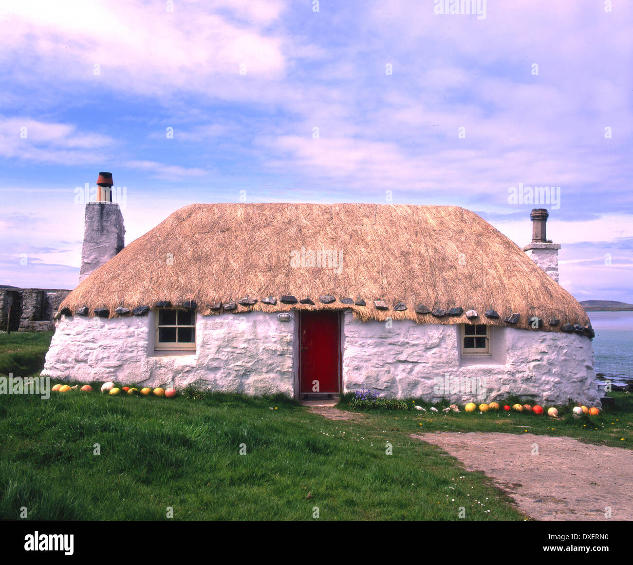 Traditional thatched croft, South Uist, Outer Hebrides Stock Photo Alamy