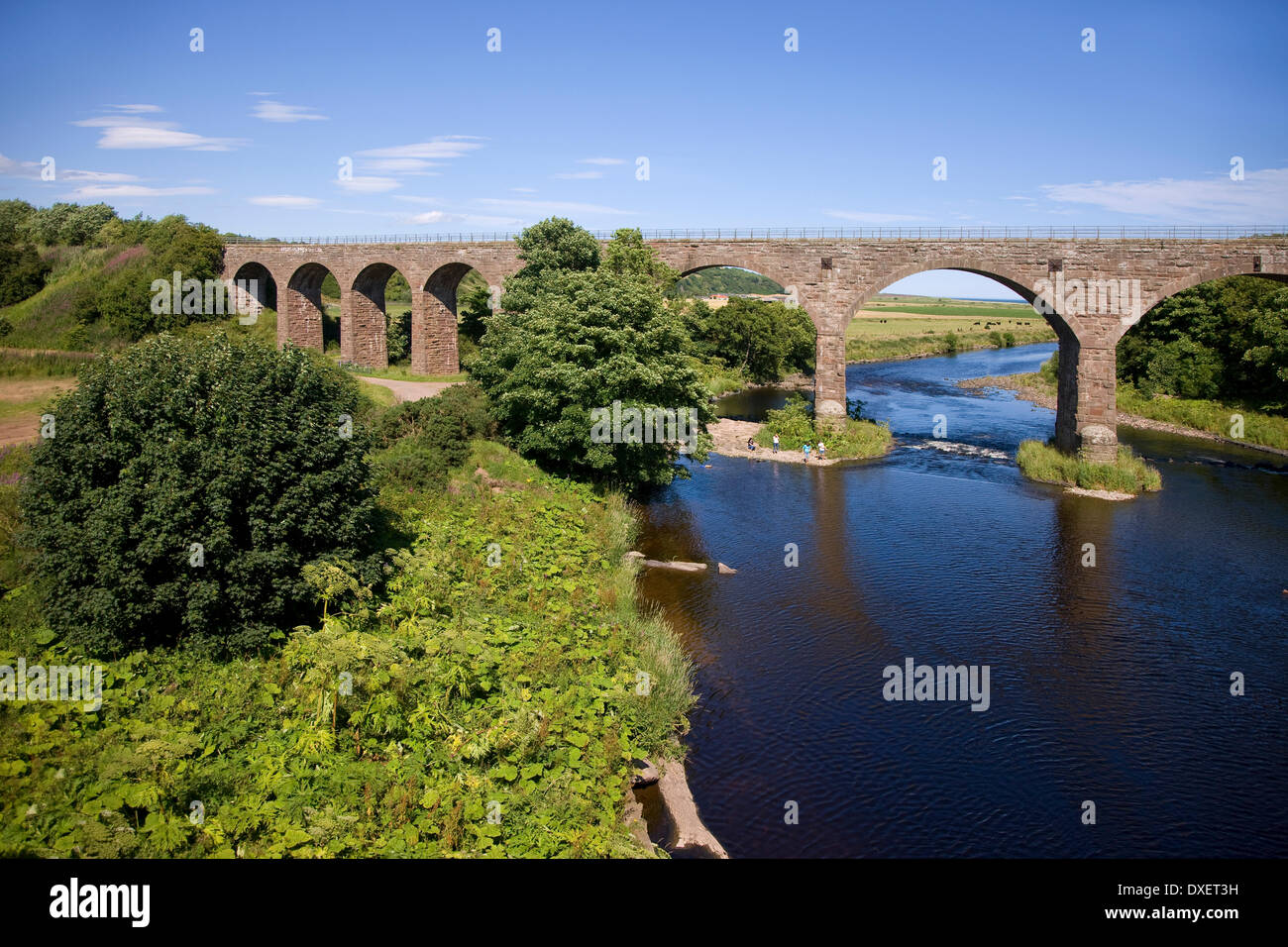 The river North Esk and disused rail viaduct near Marykirk Stock Photo
