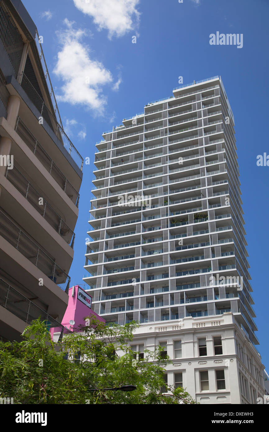 Luxury apartment block in downtown Auckland, North Island, New Zealand