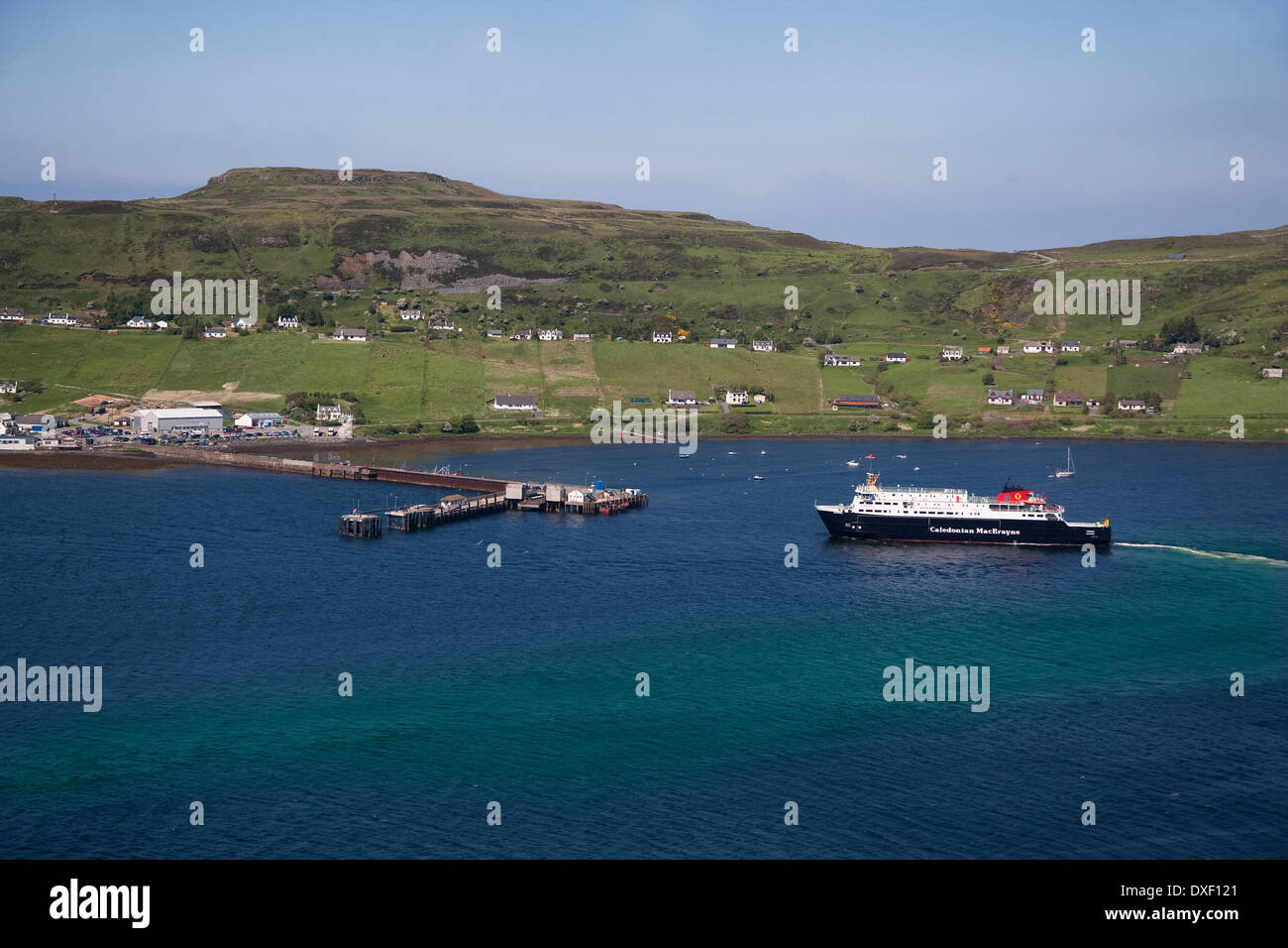 The M.V.Hebrides arrives at in Uig bay, Isle of Skye. Stock Photo