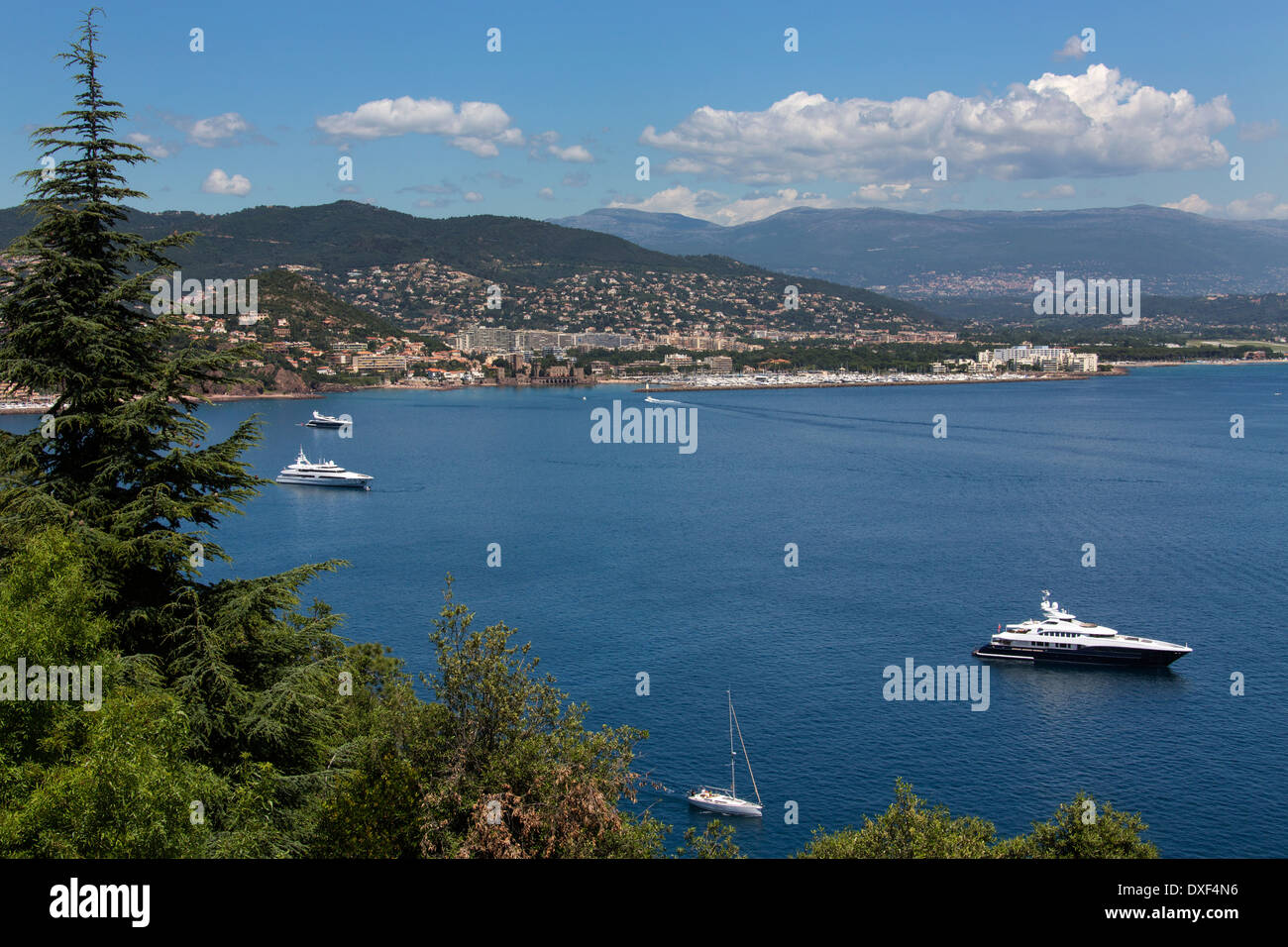 The Corniche de l'Esteral on the French Riviera on the Cote d'Azur in the South of France. Stock Photo