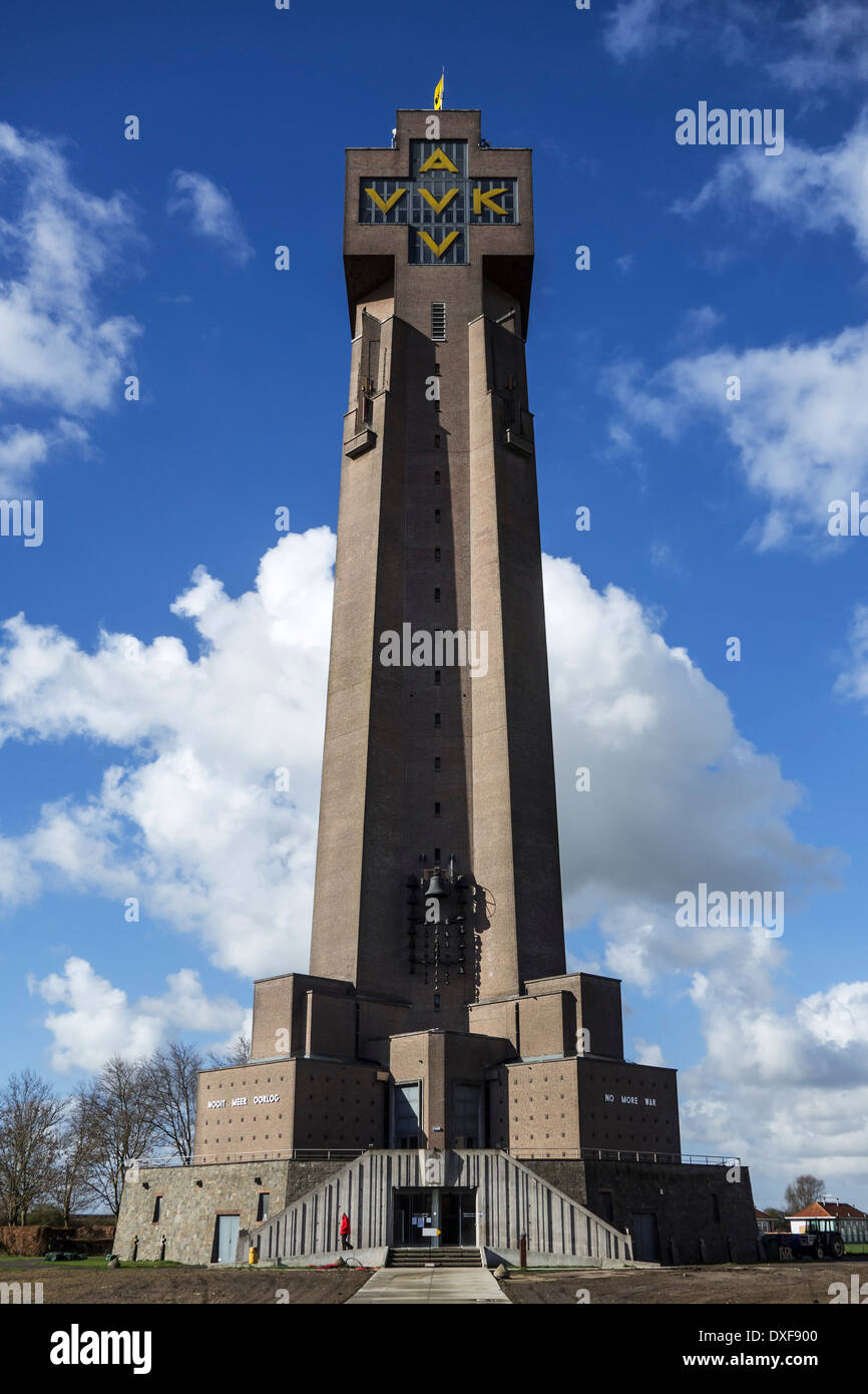 The IJzertoren / Yser Tower, First World War One memorial, monument Stock Photo: 67948496 - Alamy