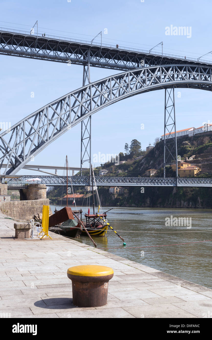 Dom Luis I bridge, Oporto, Portugal Stock Photo