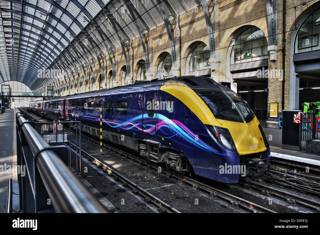 Train at Kings Cross London Stock Photo Alamy
