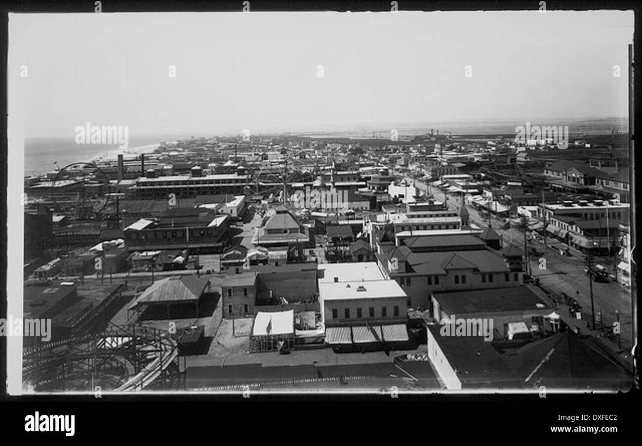 Vintage coney island hi-res stock photography and images - Alamy