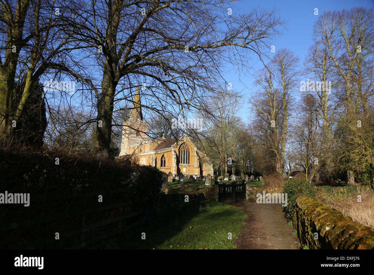 Bugbrooke village church and grave yard Stock Photo Alamy