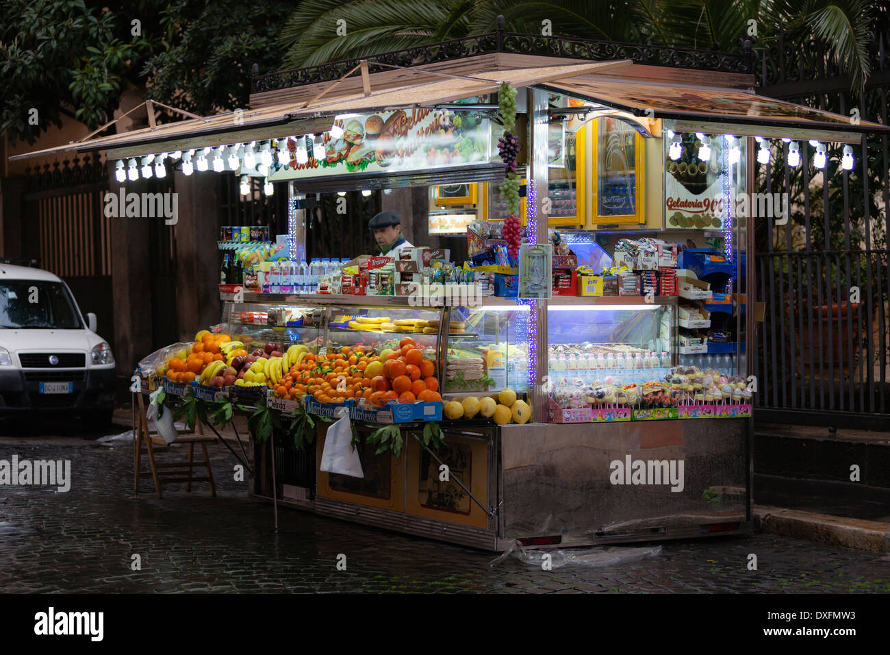 Fruit Kiosk in Rome at night Stock Photo
