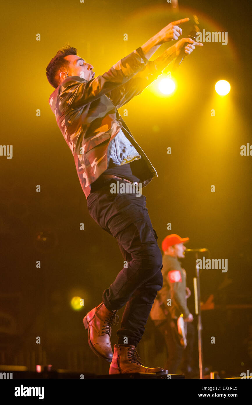 London, Ontario, Canada. 25th March 2014. Jacob Hoggard of the Canadian alternative rock band Hedley performs at Budweiser Gardens in London Ontario on March 25, 2014. The group formed in 2004 and are based out of British Columbia. The band has released five studio albums and one live album. Credit:  Mark Spowart/Alamy Live News Stock Photo