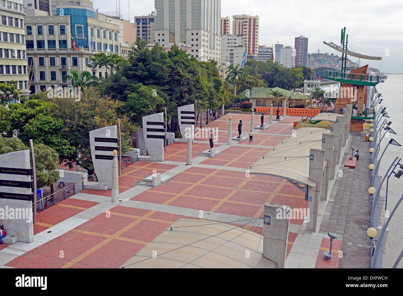 Waterfront promenade, Malecon Park, Rio Guayas, Guayaquil, Guayas Province, Ecuador Stock Photo
