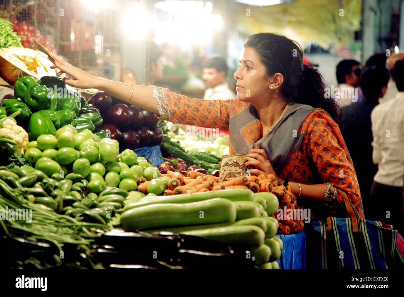 Indian lunchbox hi-res stock photography and images - Alamy
