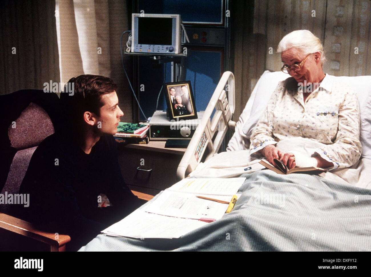 Tobey maguire rosemary harris spider man hires stock photography and