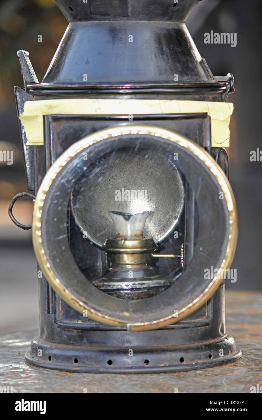 Very Rare Original 1890s British India Railway Lineman's Red / Green Signal Lamp, India Stock Photo