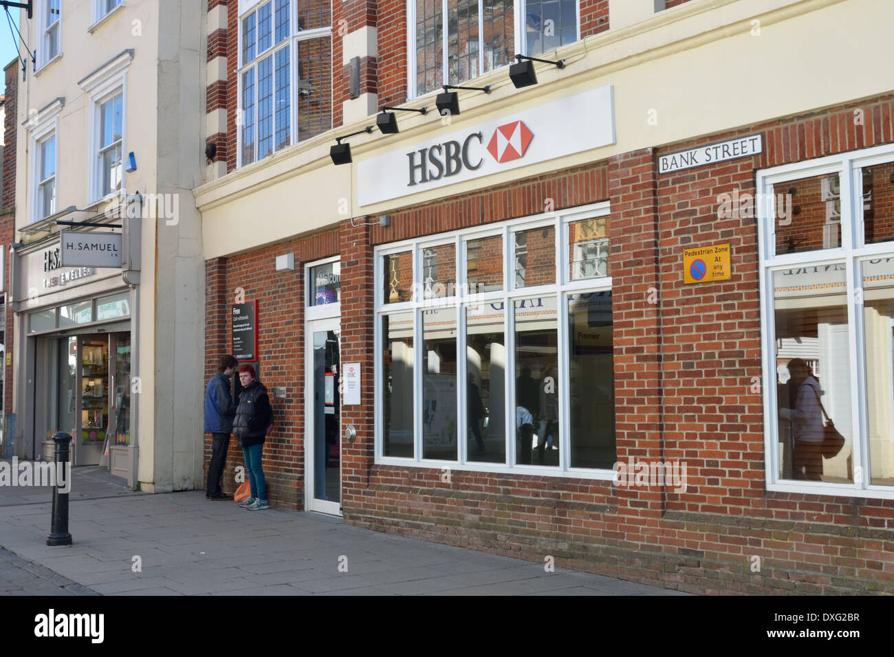 Hsbc bank in bank street hires stock photography and images Alamy