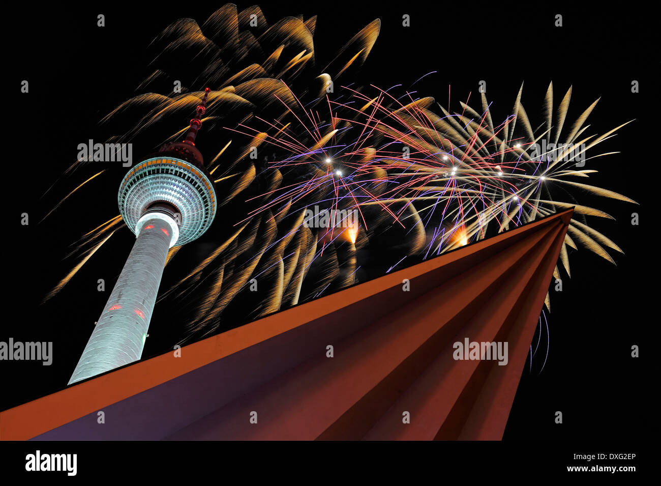 Fernsehturm Berlin, television tower, New Year's Eve fireworks