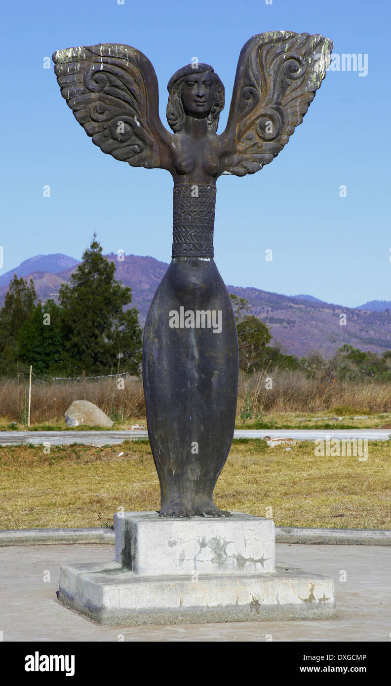 Morelia mexico statue hi-res stock photography and images - Alamy