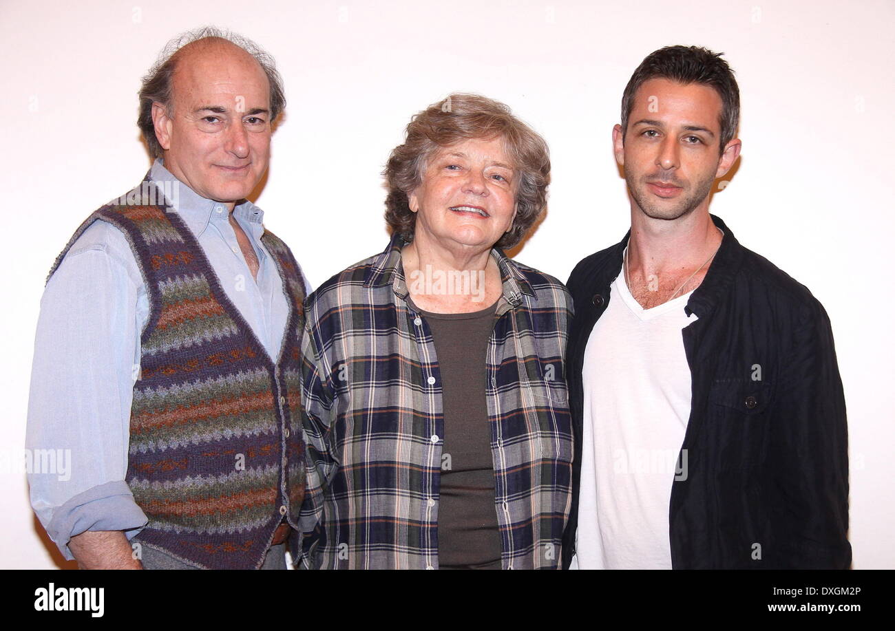 Peter Friedman, Joyce Van Patten and Jeremy Strong Meet and greet with cast of the Playwrights Horizons production of The Great God Pan', held at the PH rehearsal studio. Featuring: Peter Friedman, Joyce Van Patten and Jeremy Strong Where: New York City, United States When: 23 Oct 2012 Stock Photo