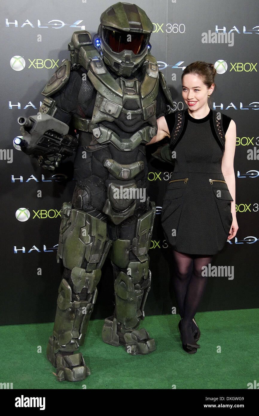 Anna Popplewell X Box 360 presents the premiere of 'Halo 4: Forward Unto  Dawn' at Callao Cinema Madrid, Spain- 05.11.12 Featuri Stock Photo - Alamy