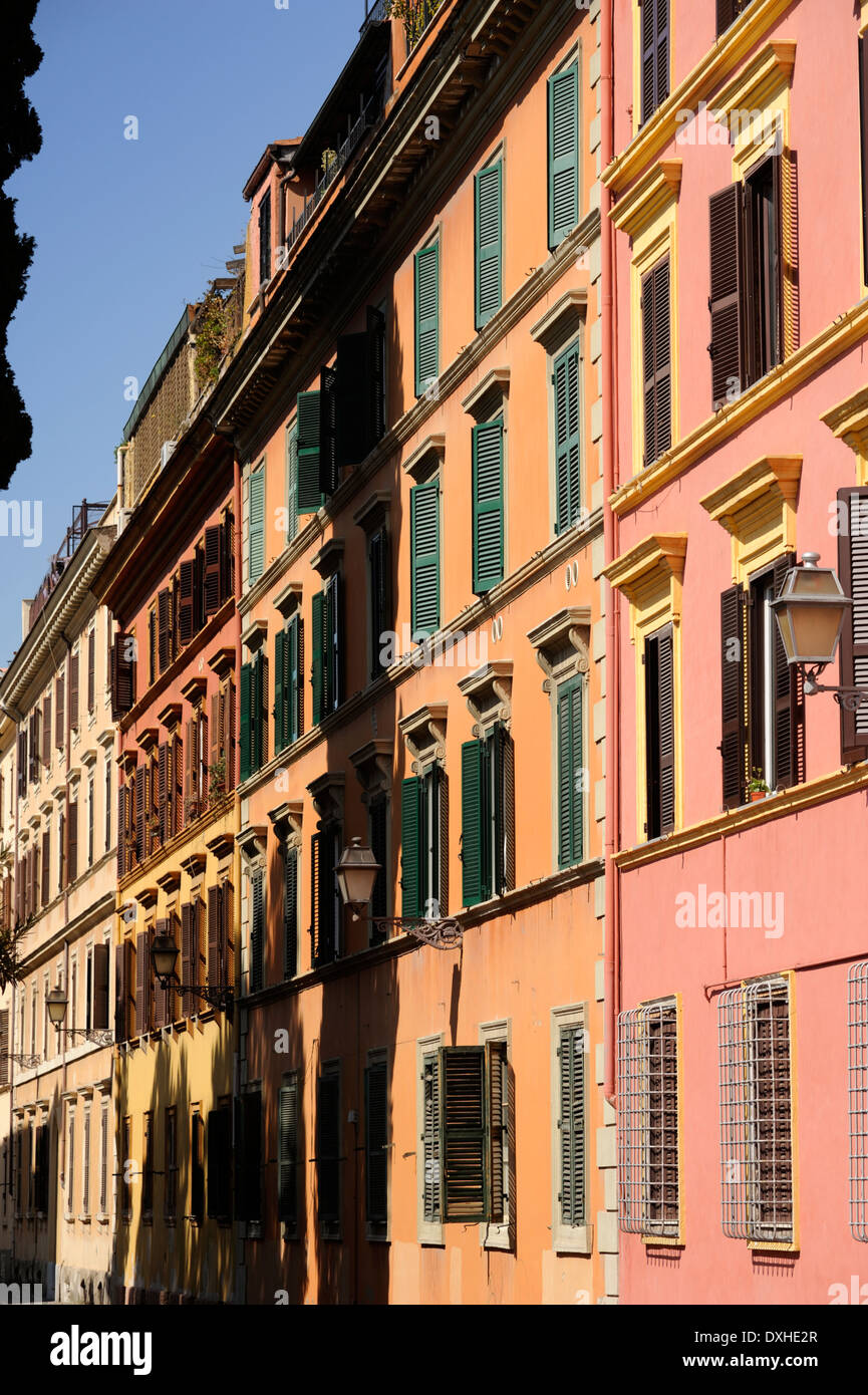 italy, rome, houses Stock Photo Alamy