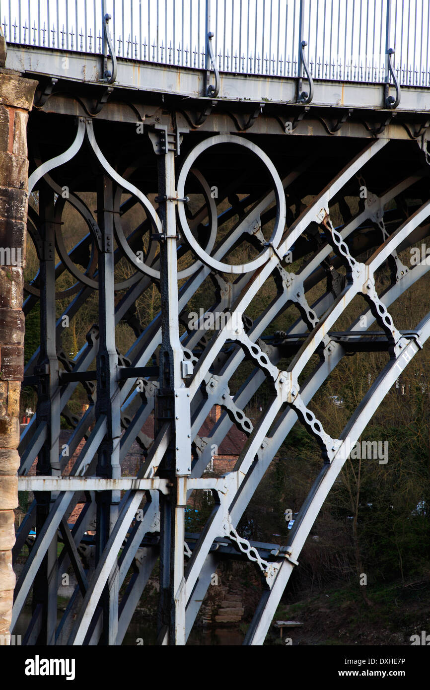 The first cast iron bridge in the world, crossing the river Severn, Coalbrookdale, Ironbridge