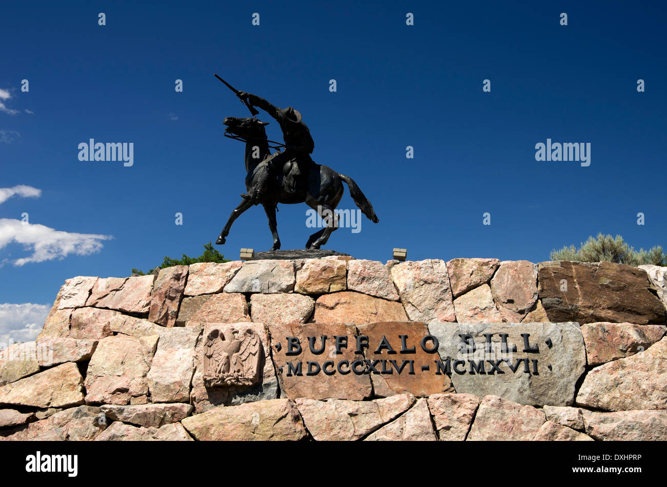Buffalo bill center west statue hires stock photography and images Alamy