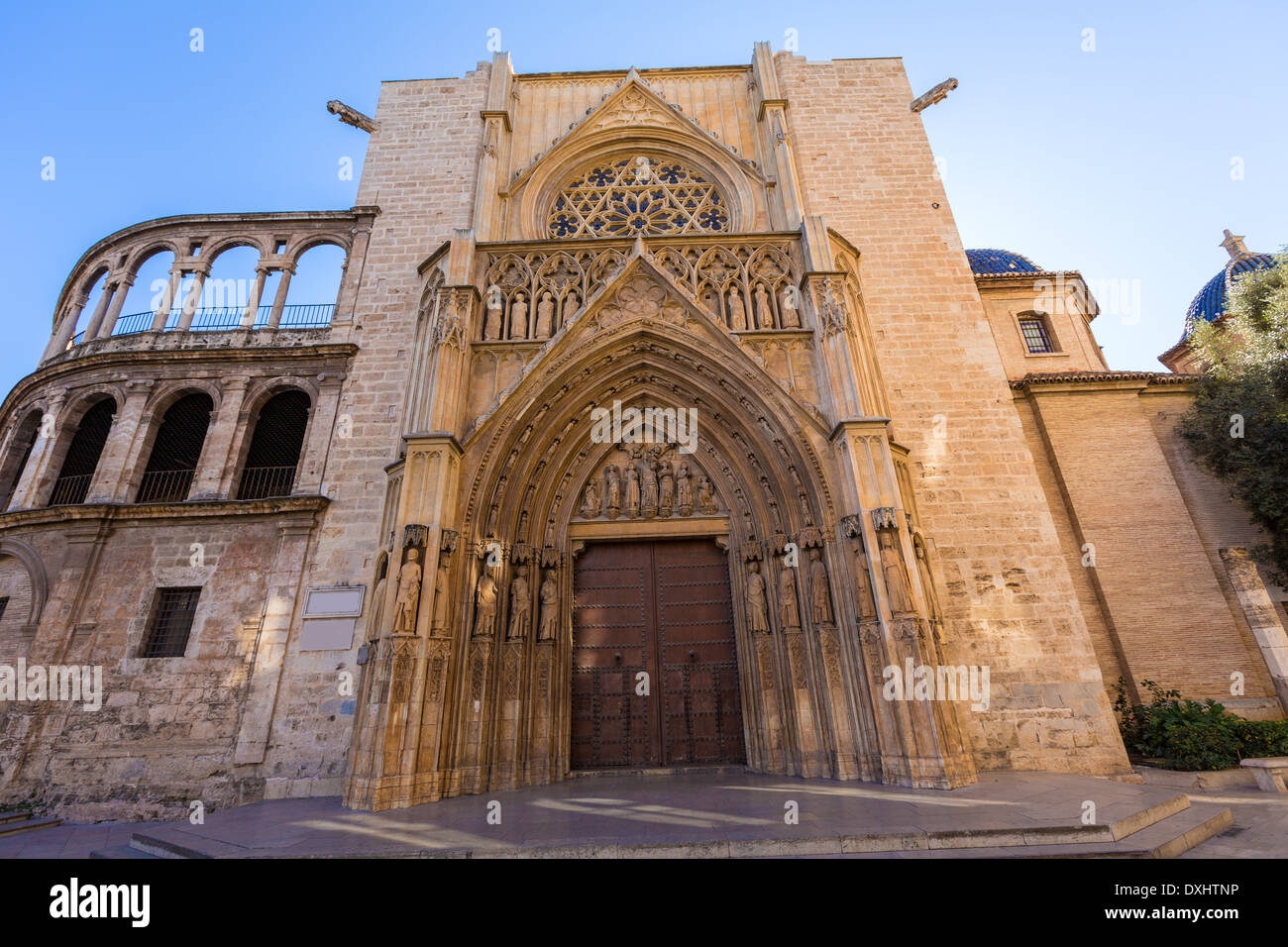 Valencia Cathedral Apostoles Door Where Tribunal De Las Aguas valencia-cathedral-apostoles-door-where-tribunal-de-las-aguas