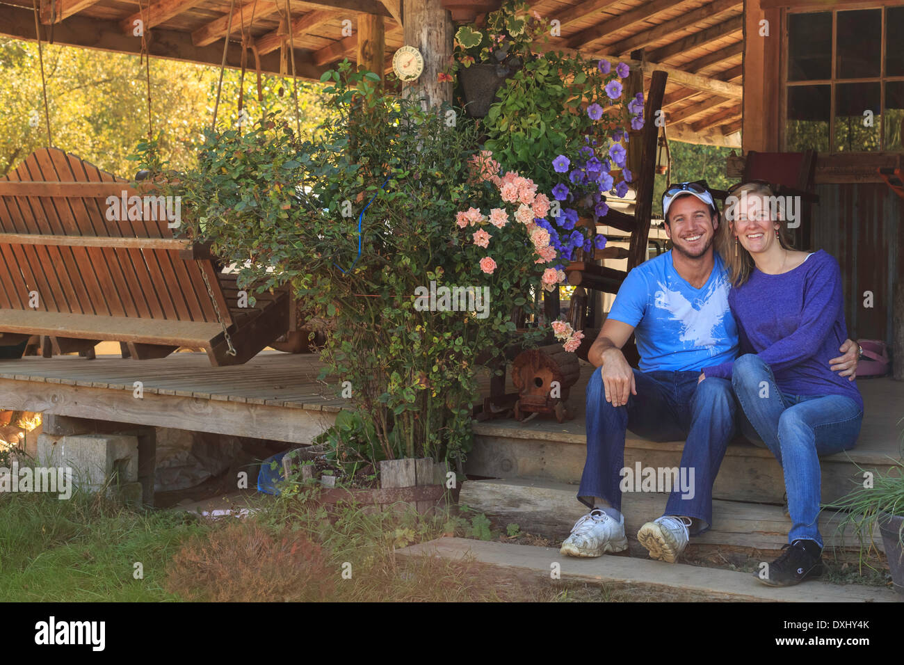 Sit on porch hi-res stock photography and images - Alamy