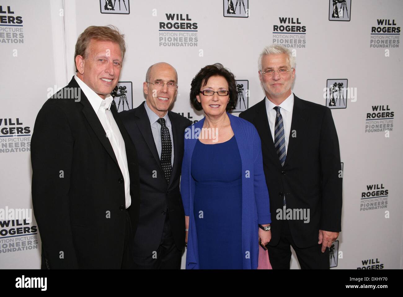 Las Vegas, NV, USA. 26th Mar, 2014. Joe Roth, Jeffrey Katzenberg (CEO, Dreamworks), Madeleine Sherak, Rob Friedman (Chairman of Lionsgate) at arrivals for Will Rogers Motion Picture Pioneers Foundation 2014 Pioneer Of The Year Dinner, Caesars Palace, Las Vegas, NV March 26, 2014. Credit:  James Atoa/Everett Collection/Alamy Live News Stock Photo