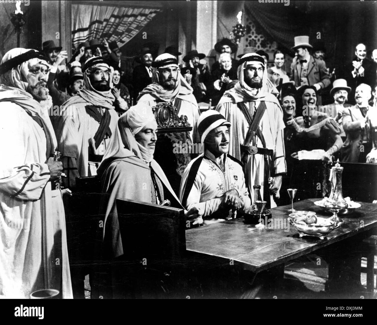 Around the world in 80 days 1956 hi-res stock photography and images