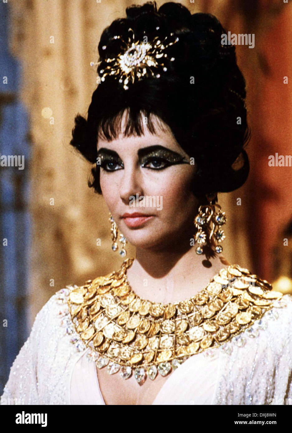 Elizabeth Taylor Cleopatra Film Still High Resolution ...