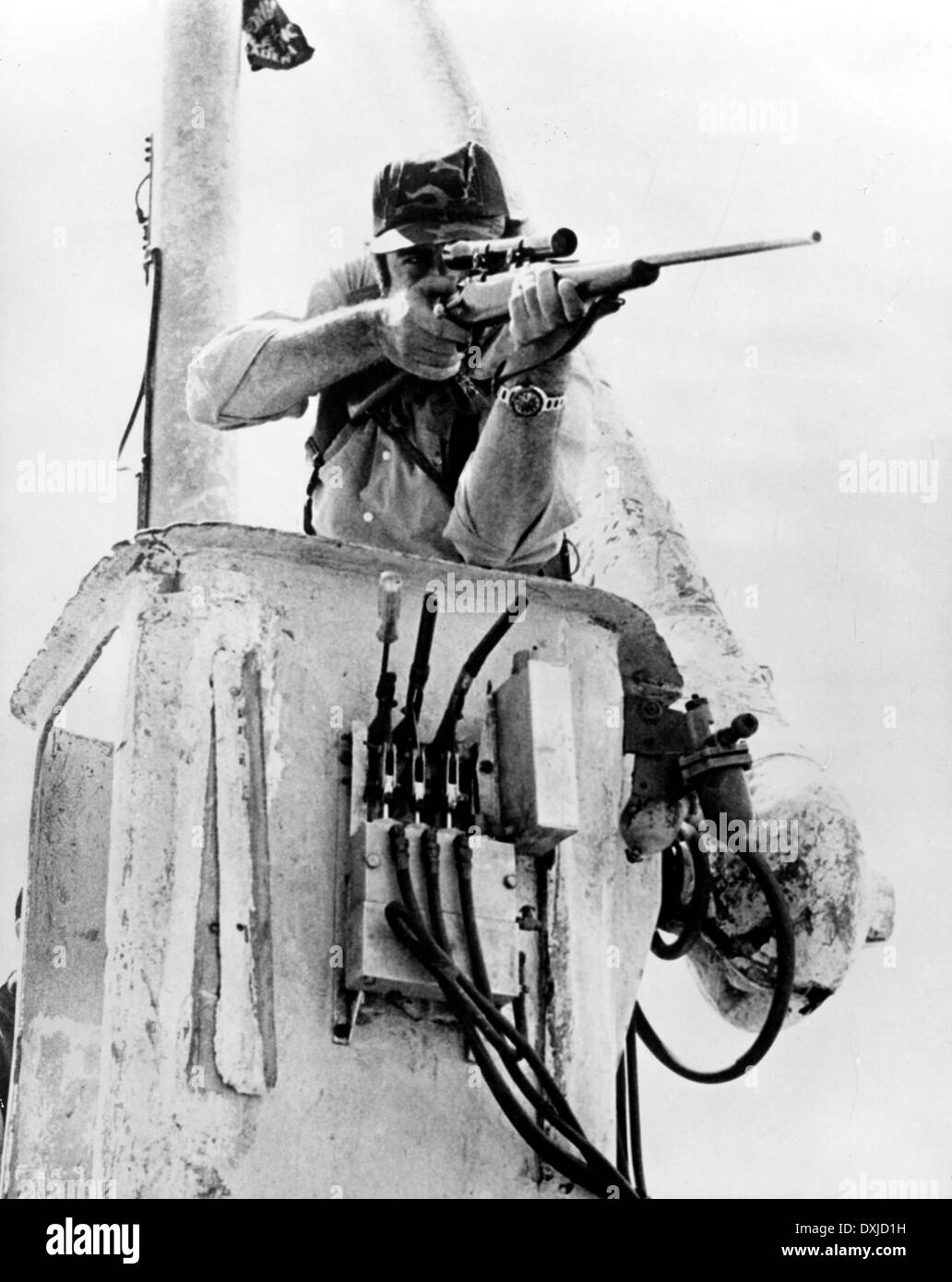 Executive action 1973 hi-res stock photography and images - Alamy