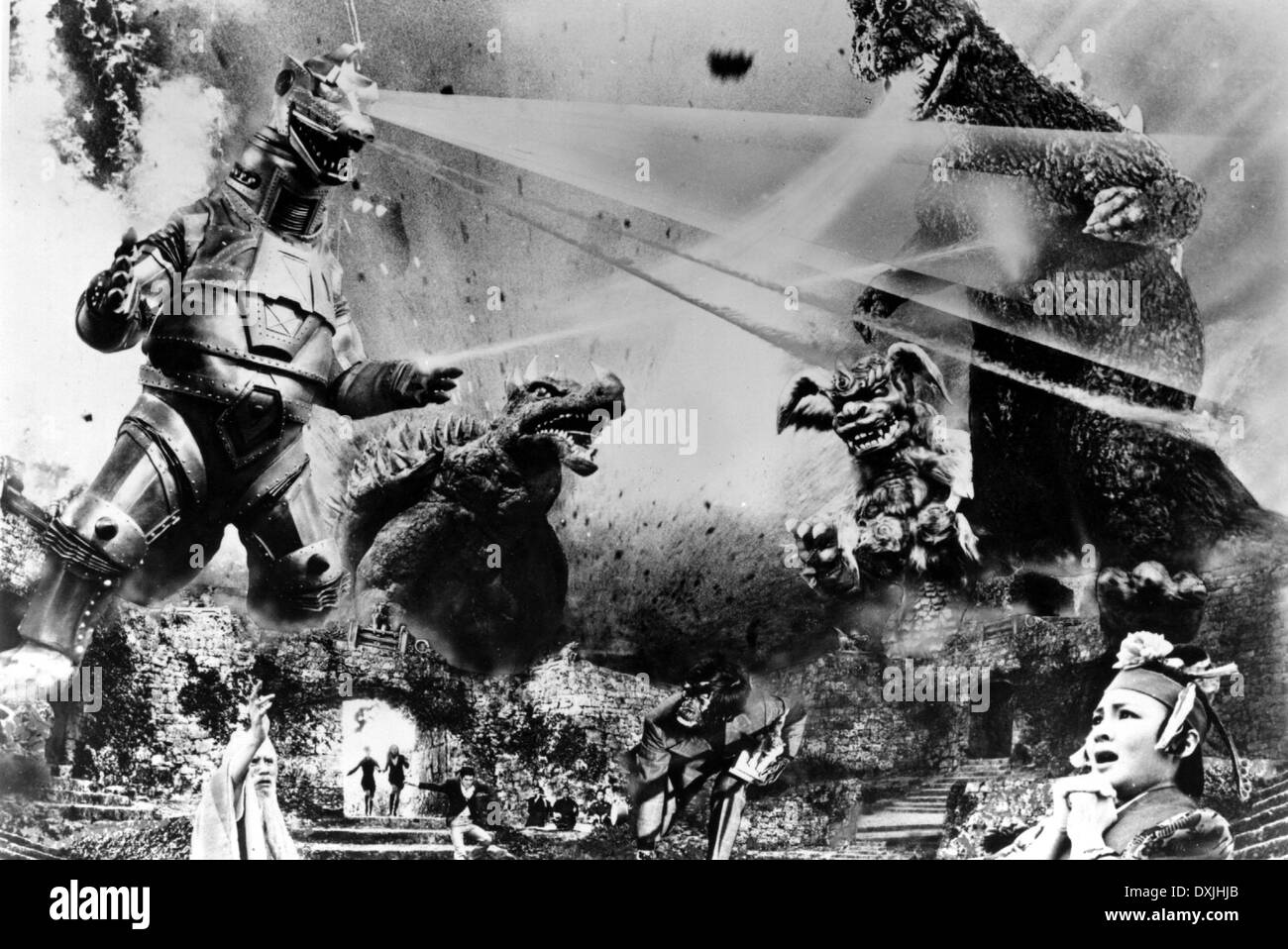 GODZILLA VS THE COSMIC MONSTER (JAP 1974) TOHO left to right Stock Photo