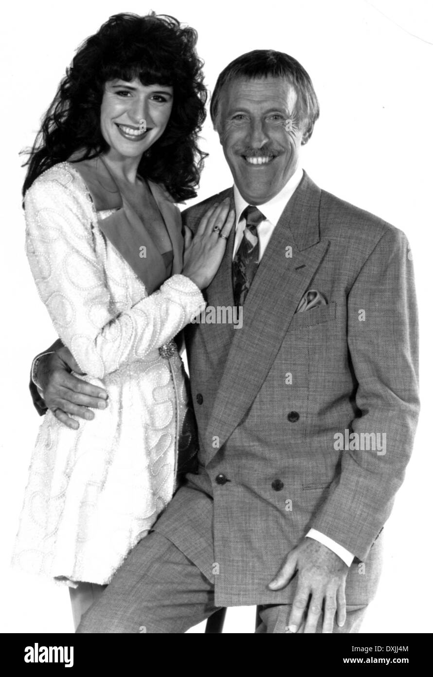 the generation game uk tv 1993 rosemarie ford bruce forsy stock photo alamy the generation game uk tv 1993 rosemarie ford bruce forsy stock photo alamy