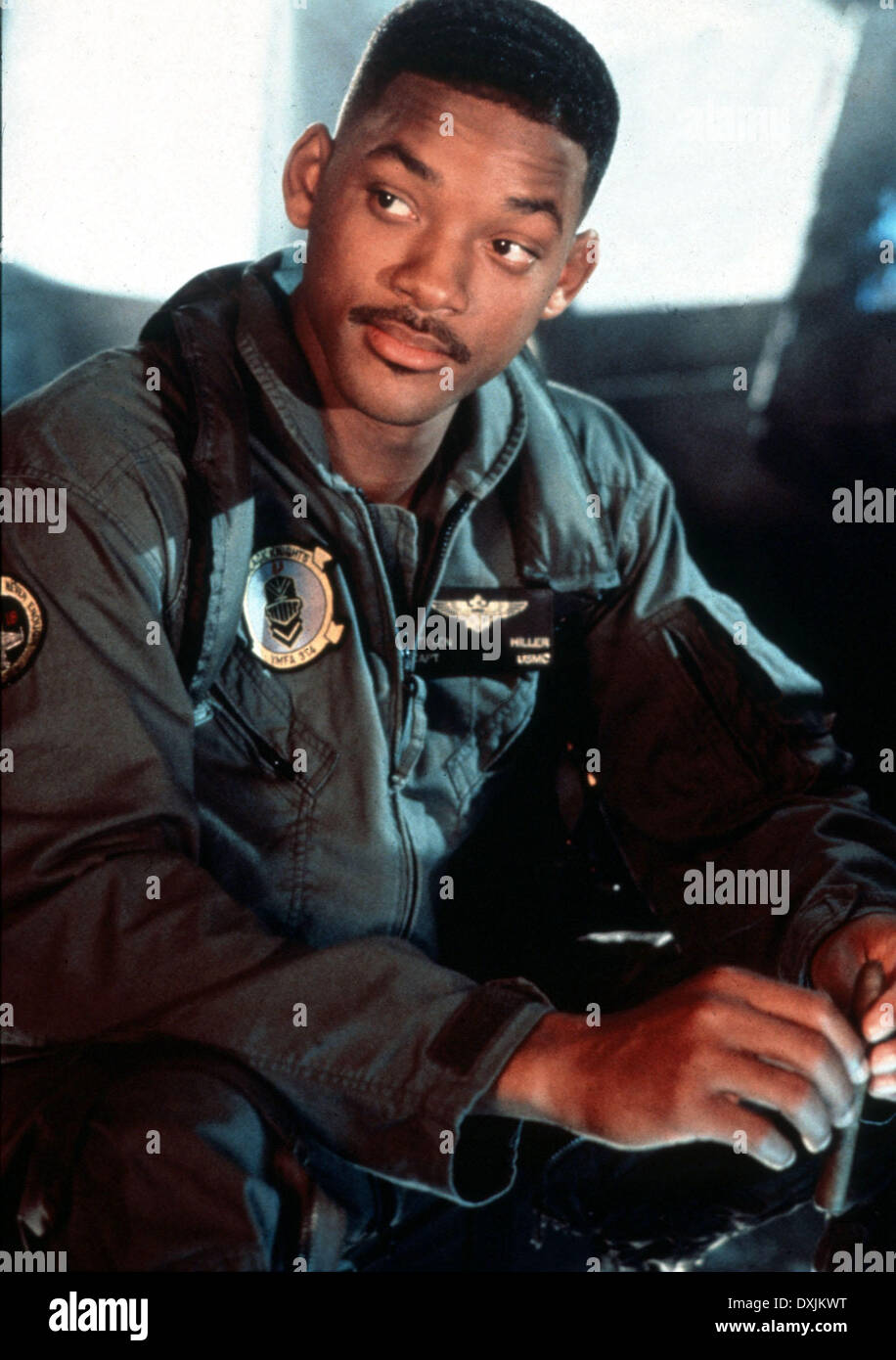 Independence day 1996 will smith hi-res stock photography and