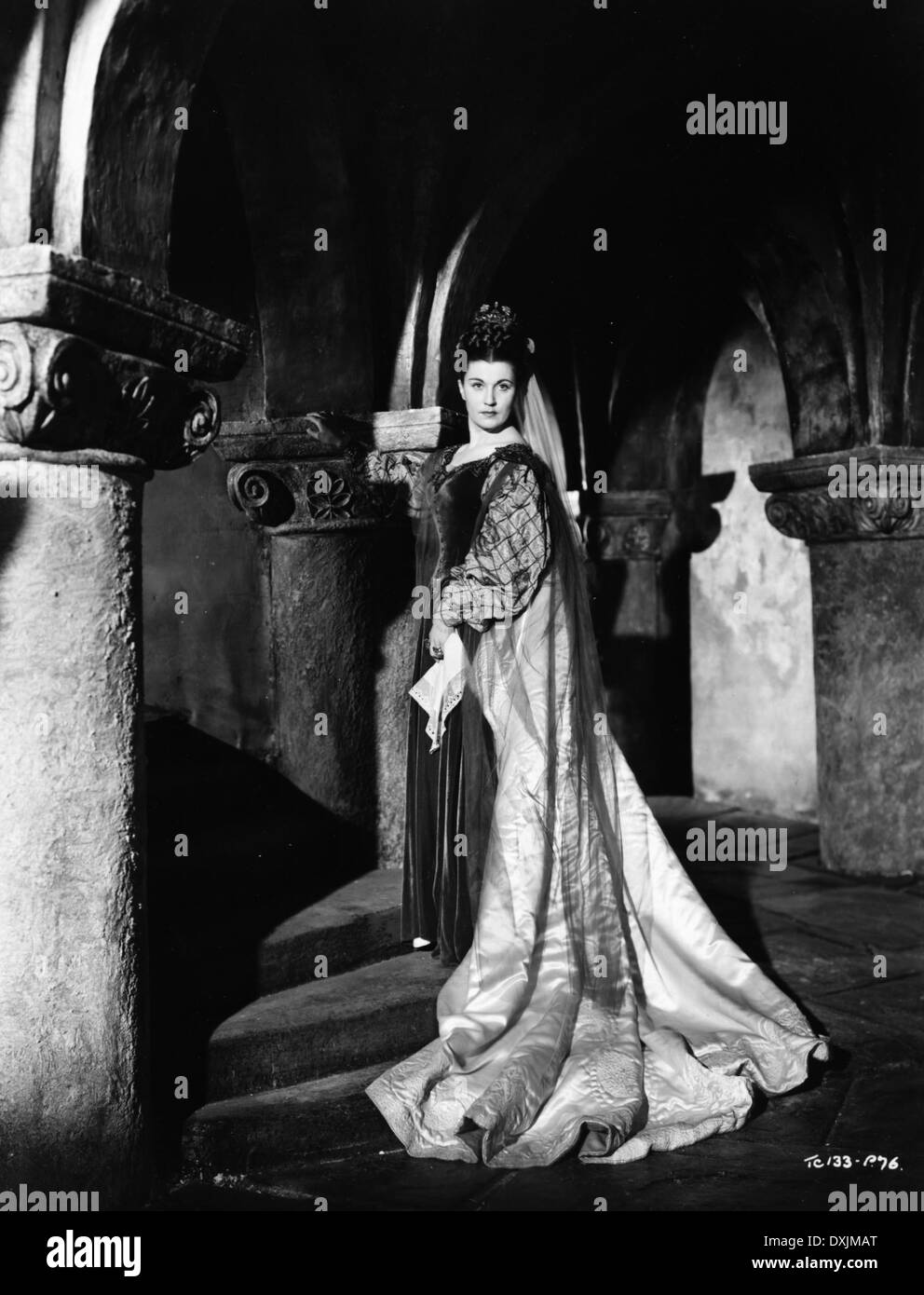 Hamlet (1948) eileen herlie hires stock photography and images Alamy