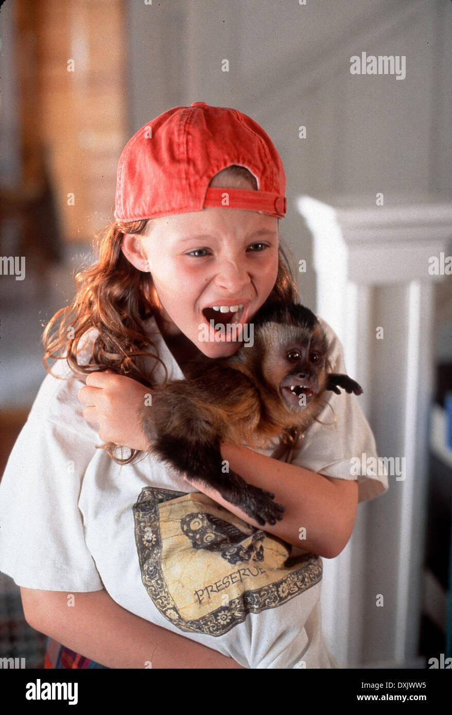 MONKEY TROUBLE (US/JAP 1994) NEW LINE CINEMA THORA BIRCH Stock Photo