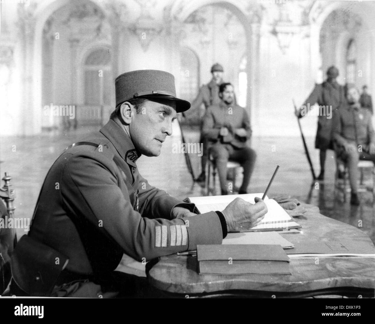 PATHS OF GLORY Stock Photo - Alamy
