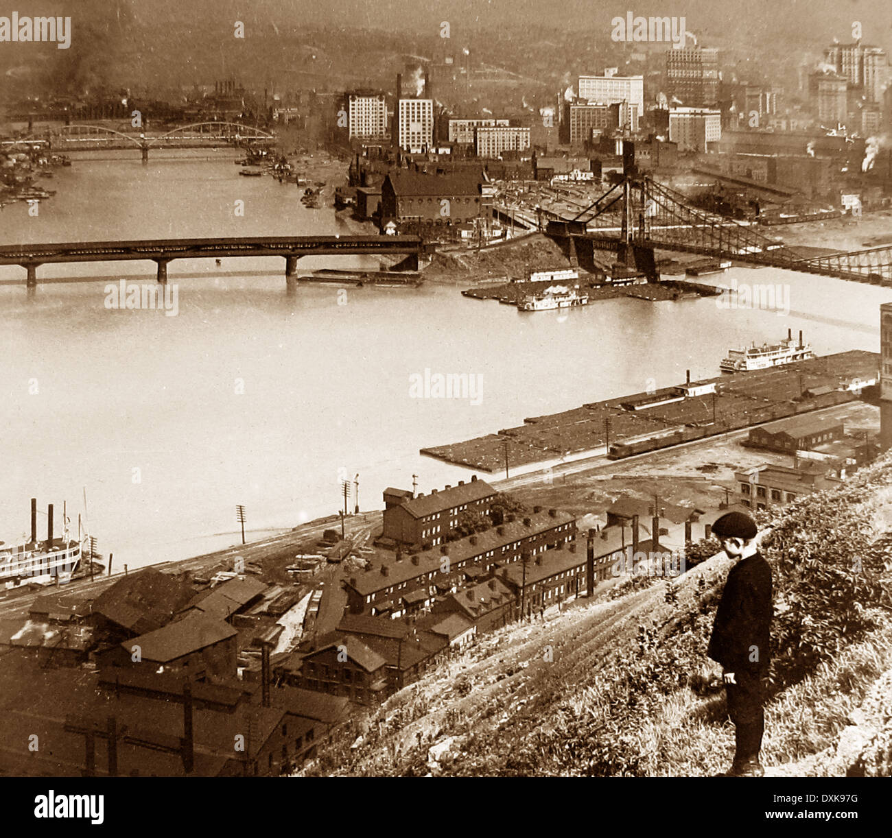 Confluence of the Allegheny and Monongahela Rivers, Pittsburg, USA early 1900s Stock Photo