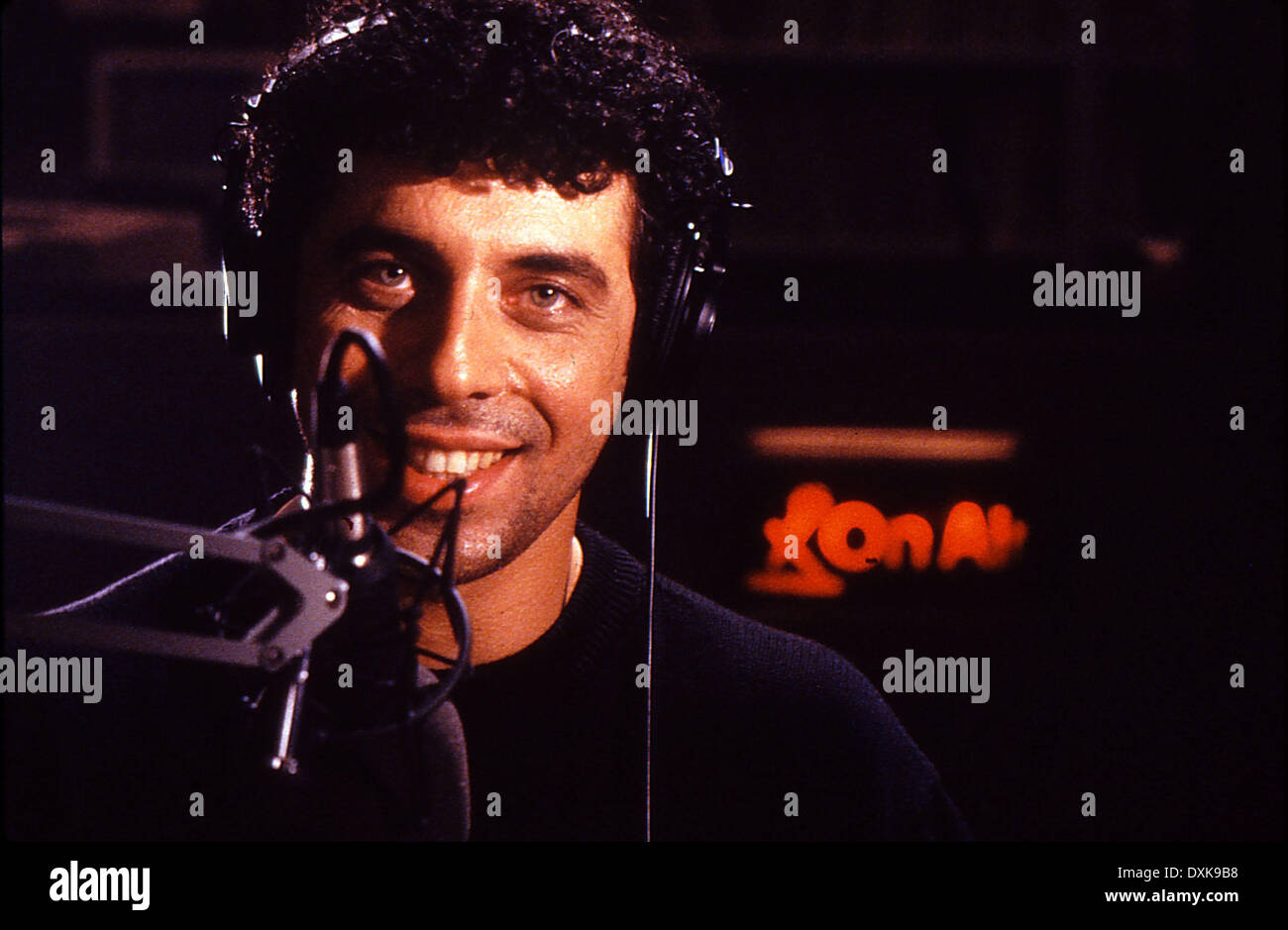 Talk radio 1988 hires stock photography and images Alamy