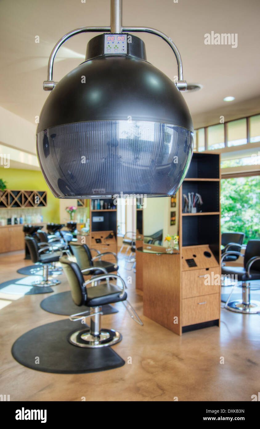 Hair salon dryer hi-res stock photography and images - Alamy