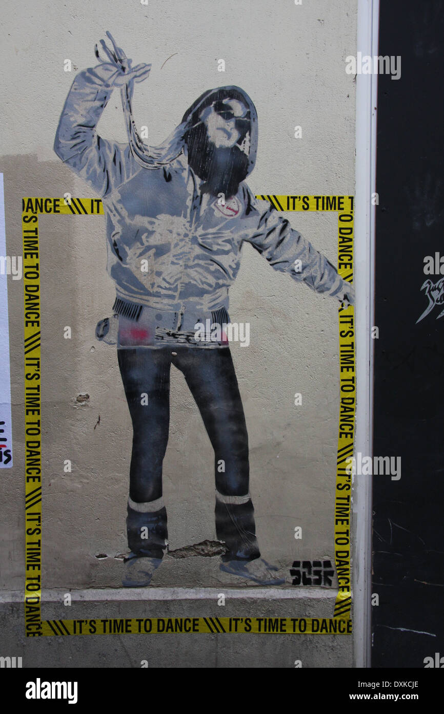 Street Art in Paris Stock Photo Alamy