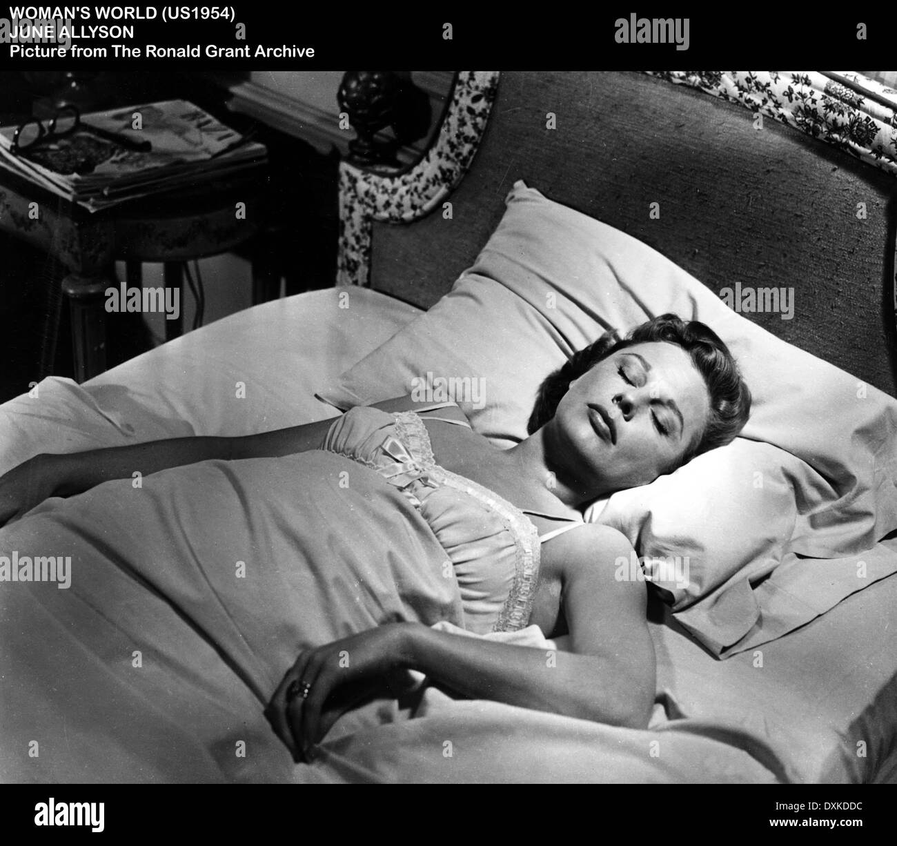 Woman's world 1954 hi-res stock photography and images - Alamy