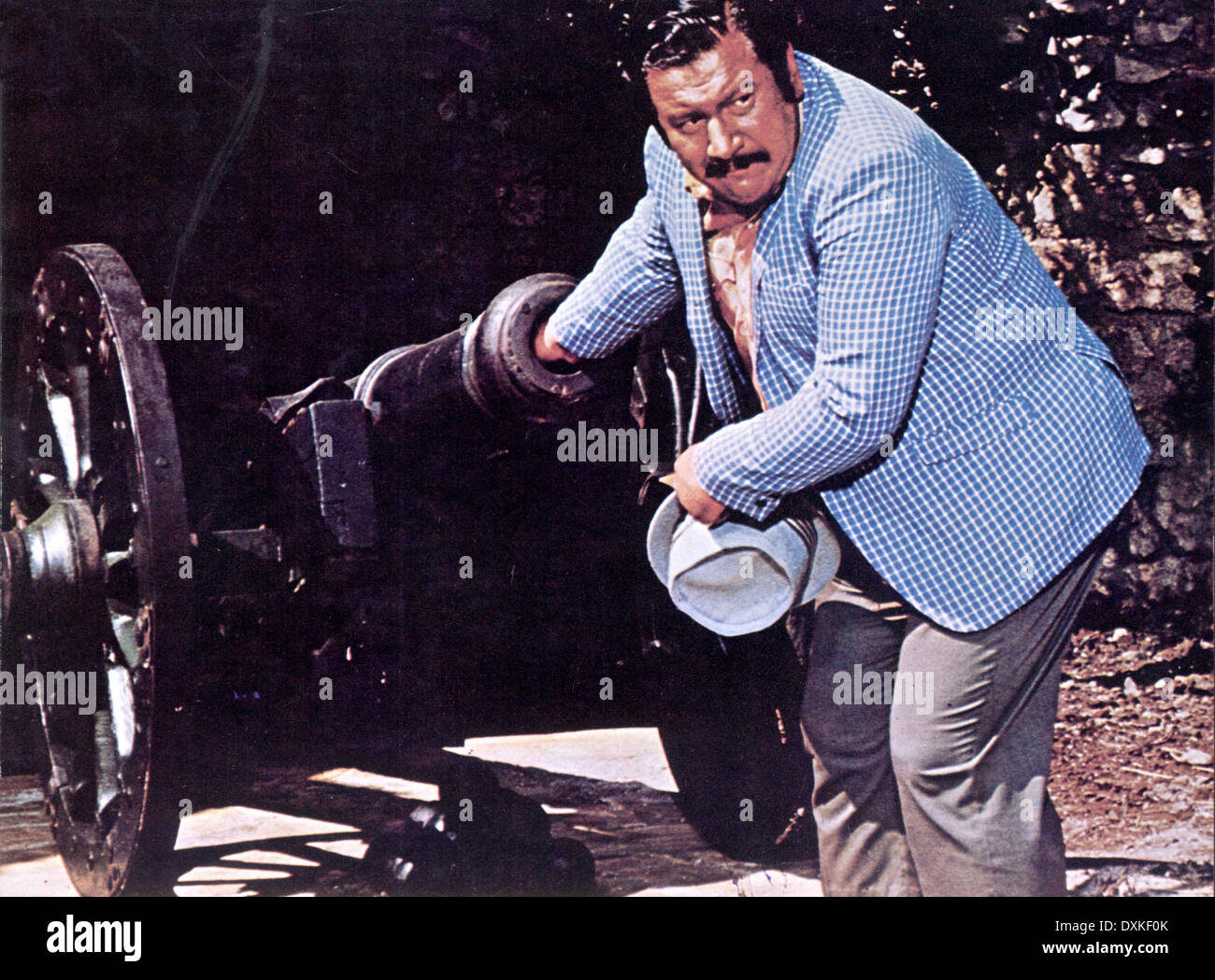 Viva max hi-res stock photography and images - Alamy