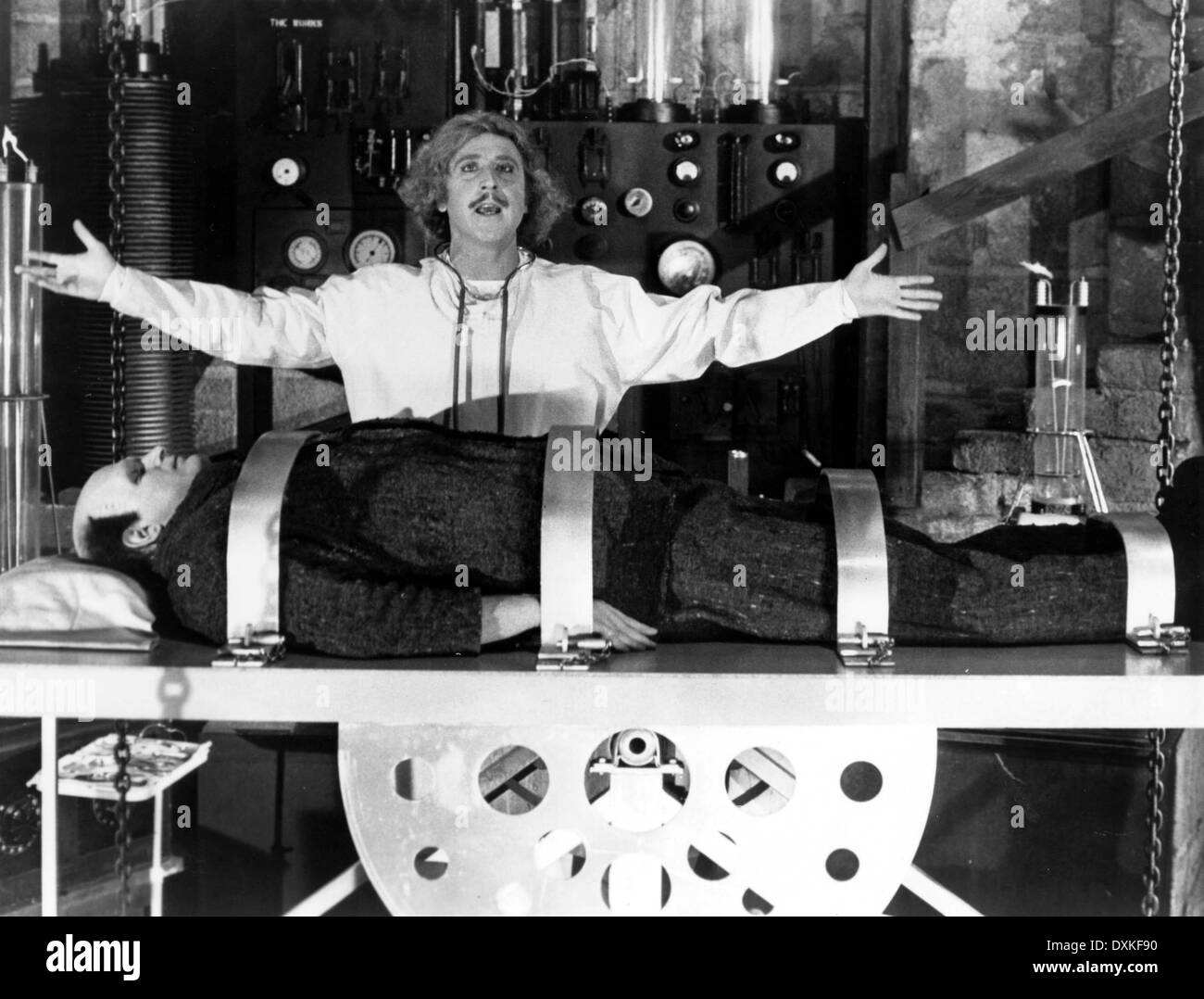 Young frankenstein peter boyle Black and White Stock Photos & Images ...