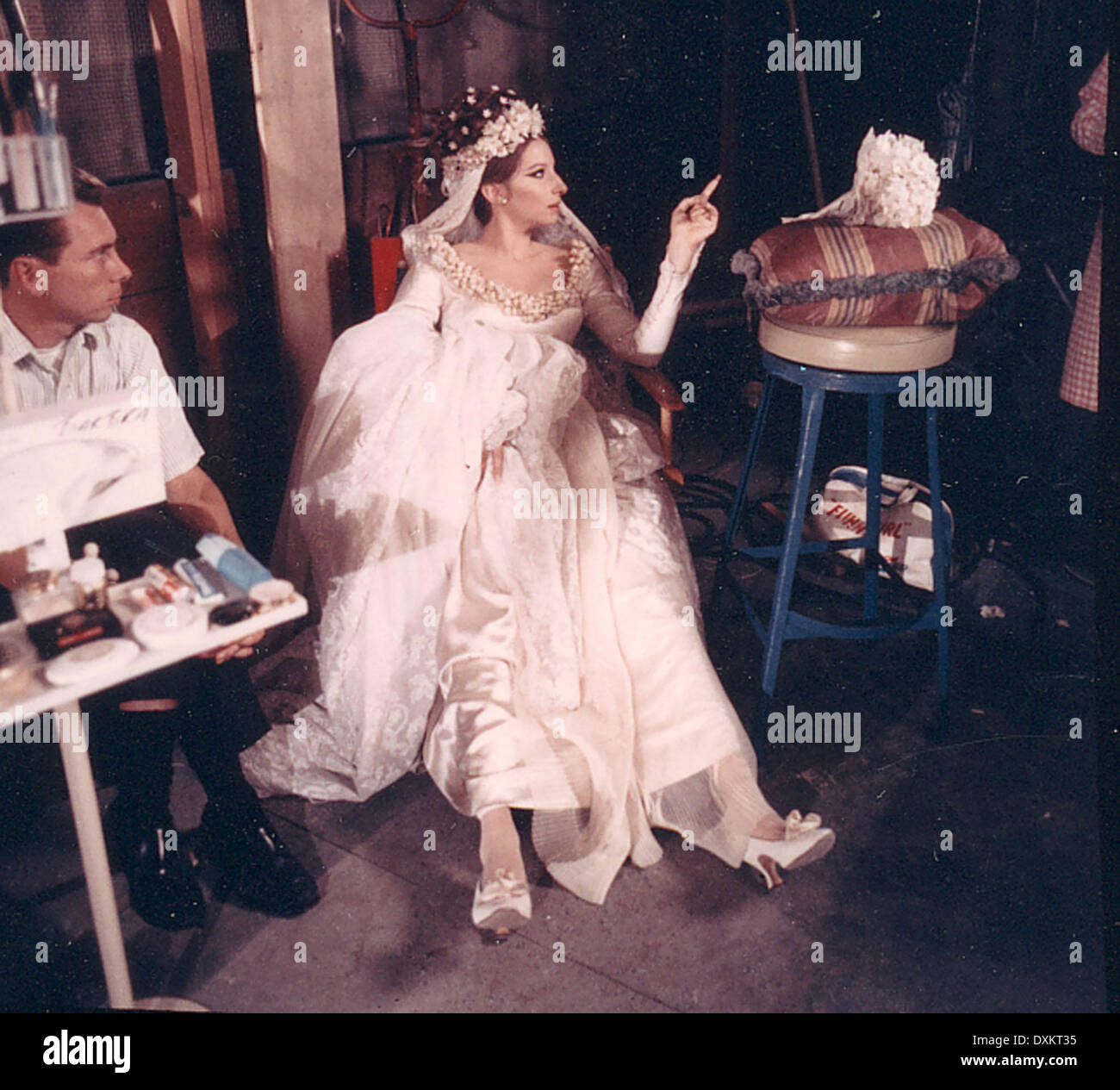 Funny girl 1968 barbra streisand hires stock photography and images