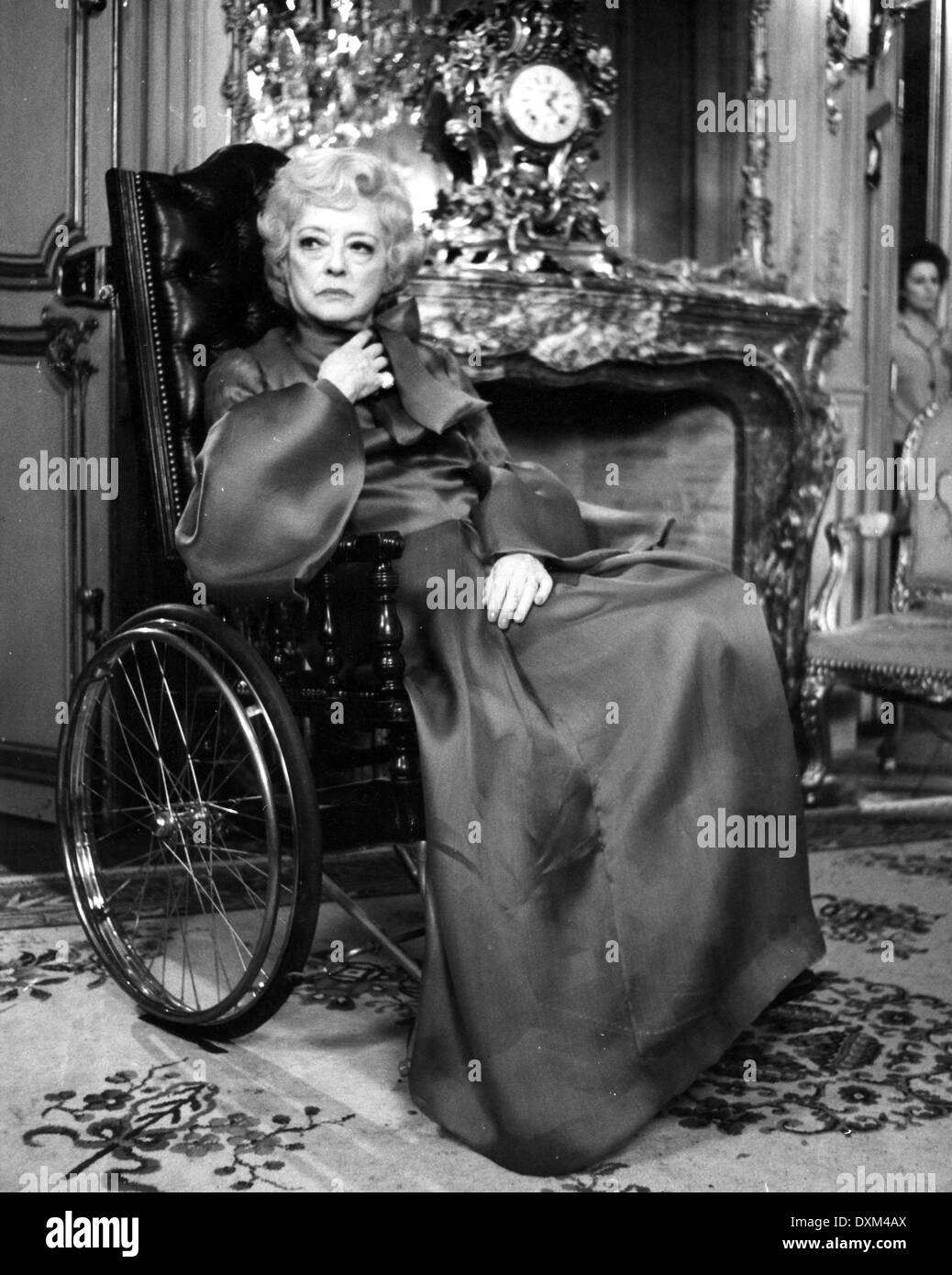 LO SCOPONE SCIENTIFICO Stock Photo Alamy