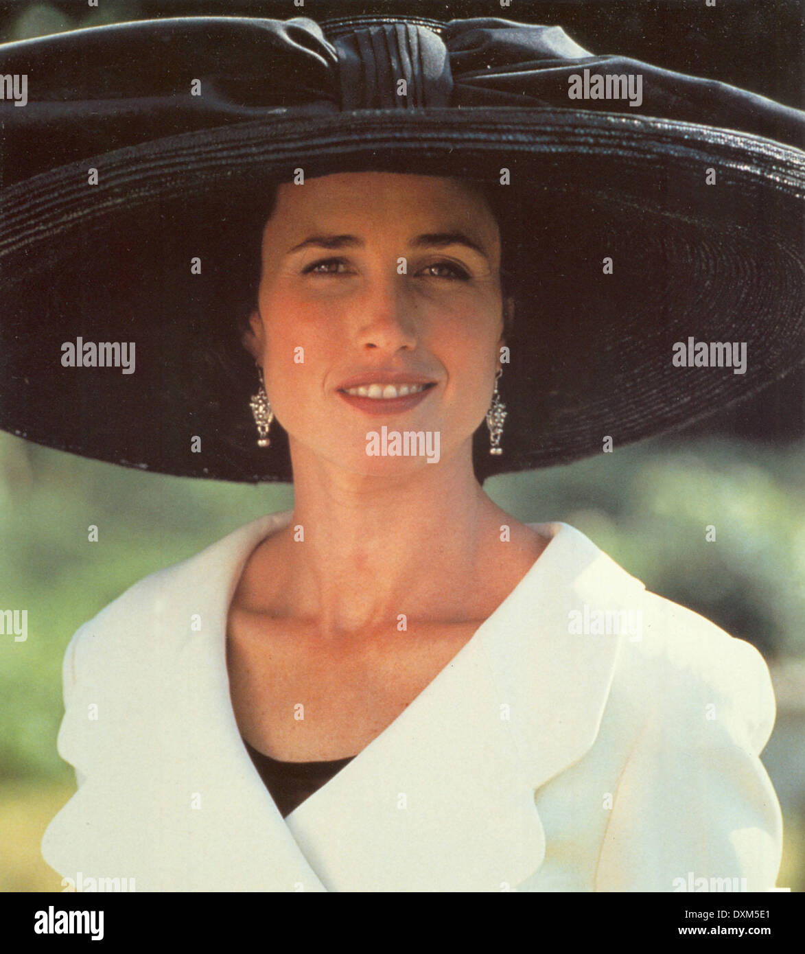 Andie macdowell four weddings funeral hi-res stock photography and ...