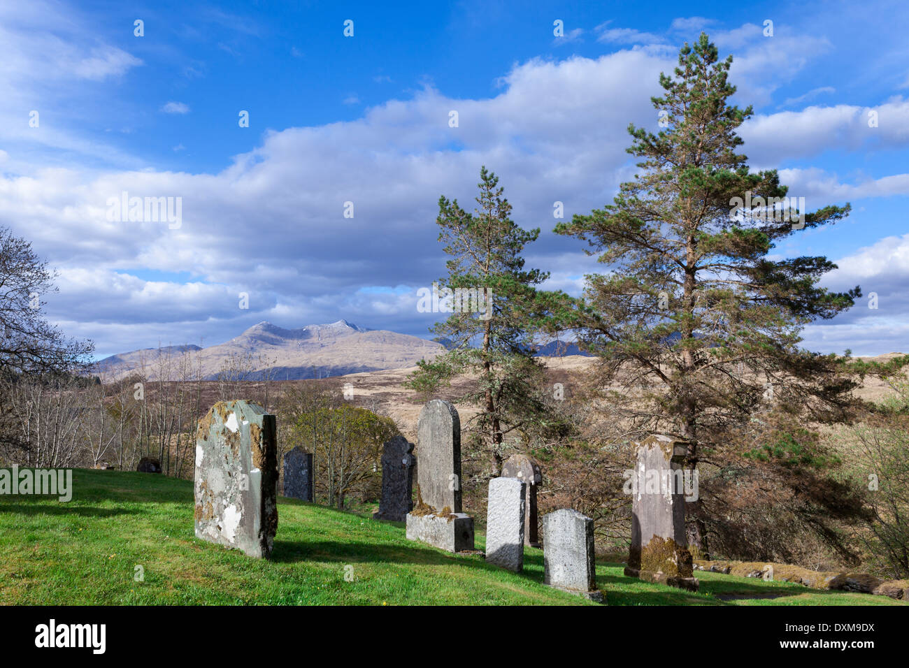 Graveyard, Kilchrenan Parish Church Stock Photo